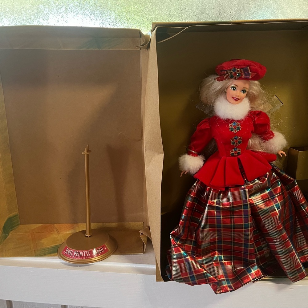 1996 jewel princess Barbie doll 15826 new in box